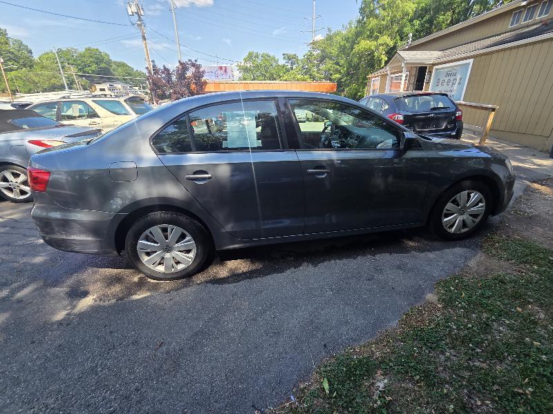 Volkswagen Jetta S 2012
