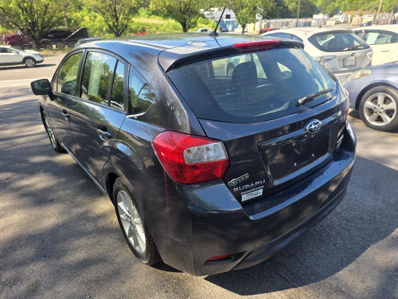 Subaru Impreza 2.0i Premium 5-Door w/All Weather Package 2014