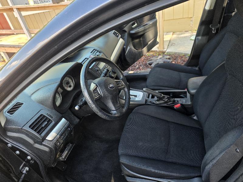 Subaru Impreza 2.0i Premium 5-Door w/All Weather Package 2014