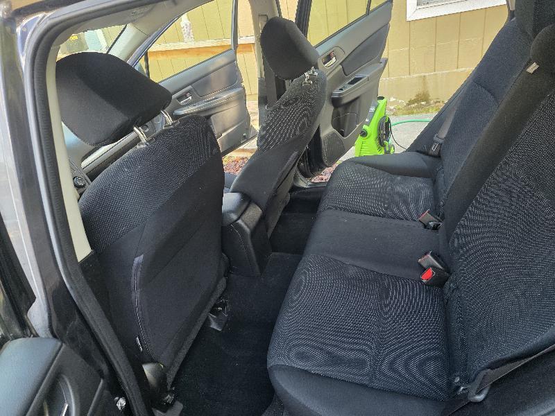 Subaru Impreza 2.0i Premium 5-Door w/All Weather Package 2014