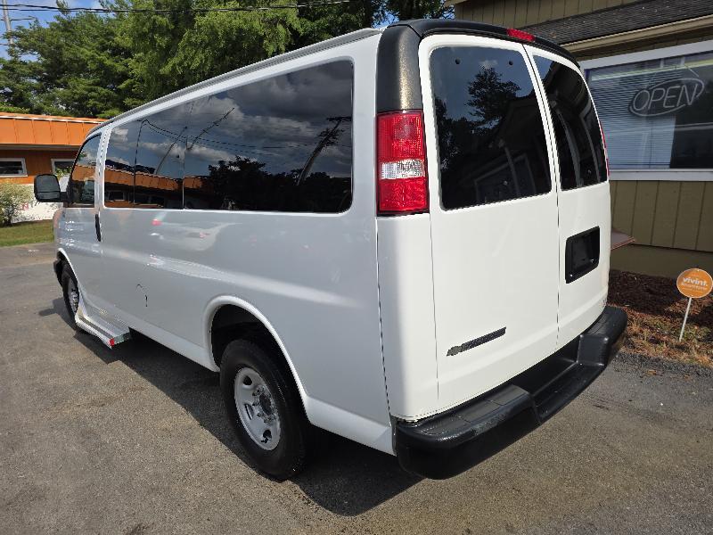 Chevrolet Express LS 2500 2017