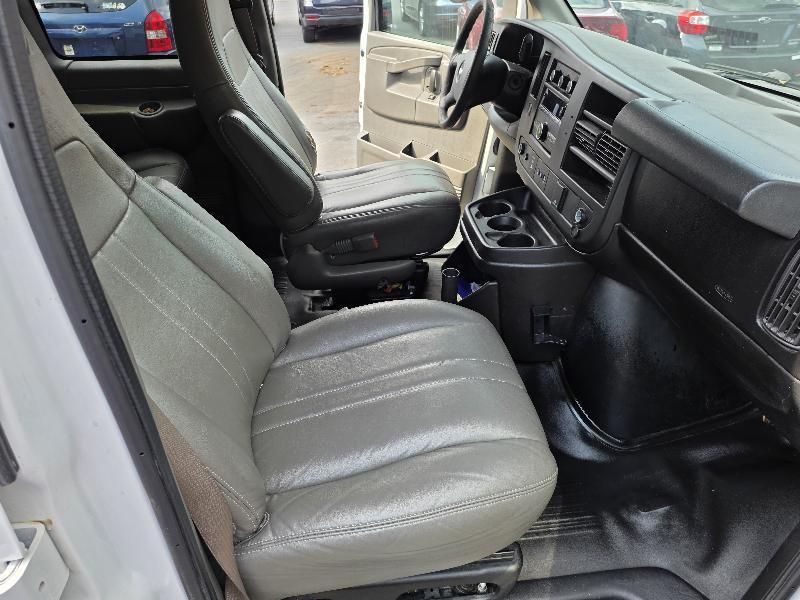 Chevrolet Express LS 2500 2017