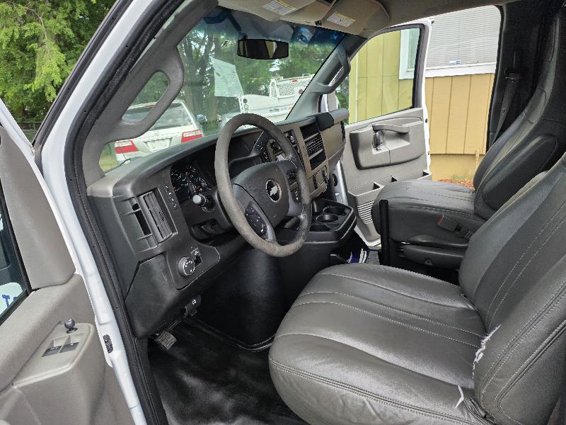 Chevrolet Express LS 2500 2017