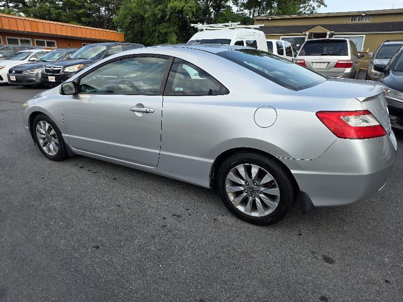 Honda Civic EX Coupe 5-Speed AT 2009