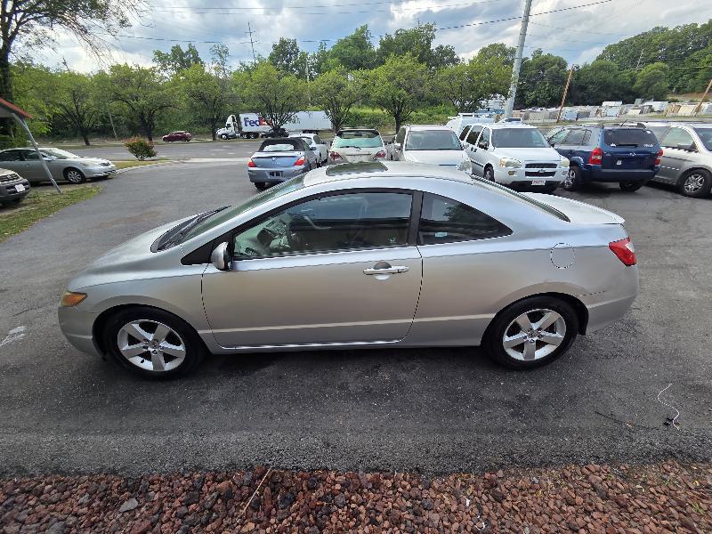 Honda Civic EX Coupe with Navigation 2006