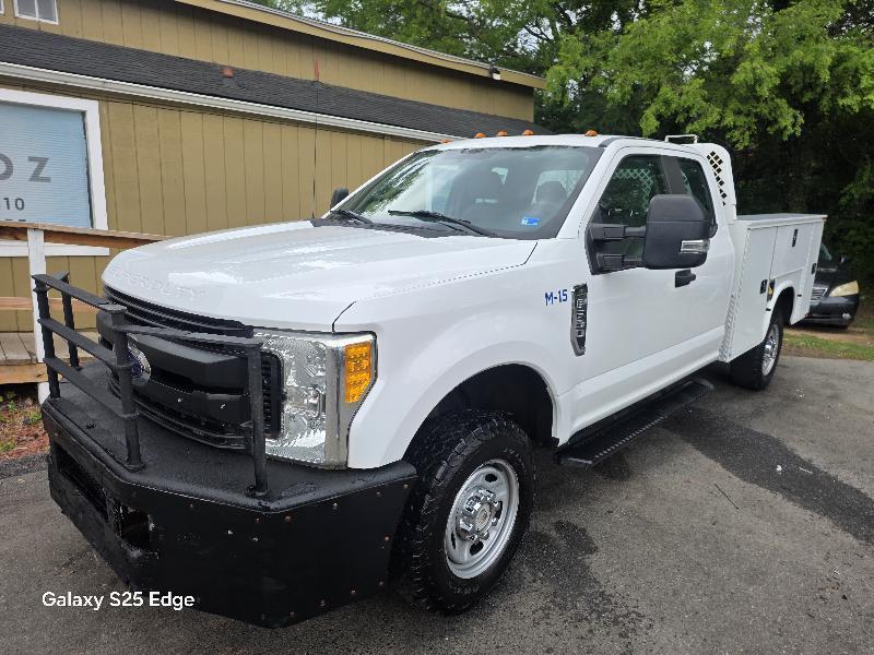 Ford F-250 SD XLT SuperCab Long Bed 4WD 2017