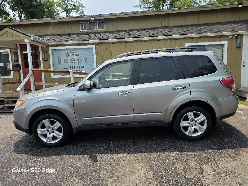 Subaru Forester 2.5X Premium 2010