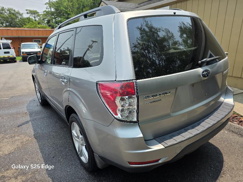 Subaru Forester 2.5X Premium 2010