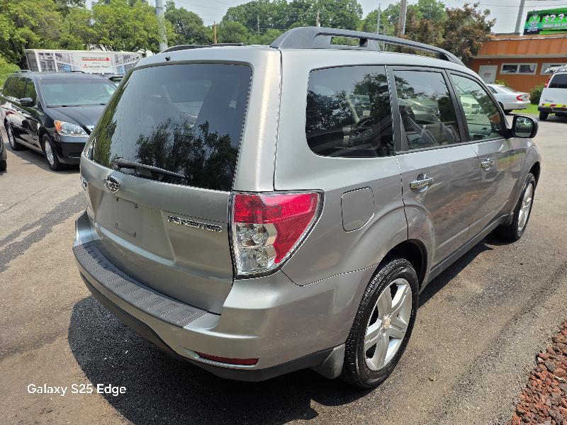 Subaru Forester 2.5X Premium 2010
