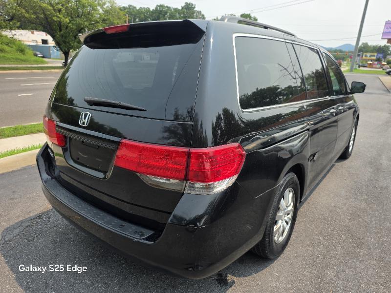 Honda Odyssey EX-L w/ DVD and Navigation 2010