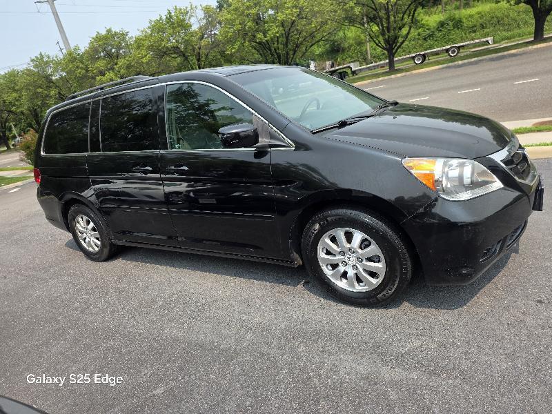Honda Odyssey EX-L w/ DVD and Navigation 2010