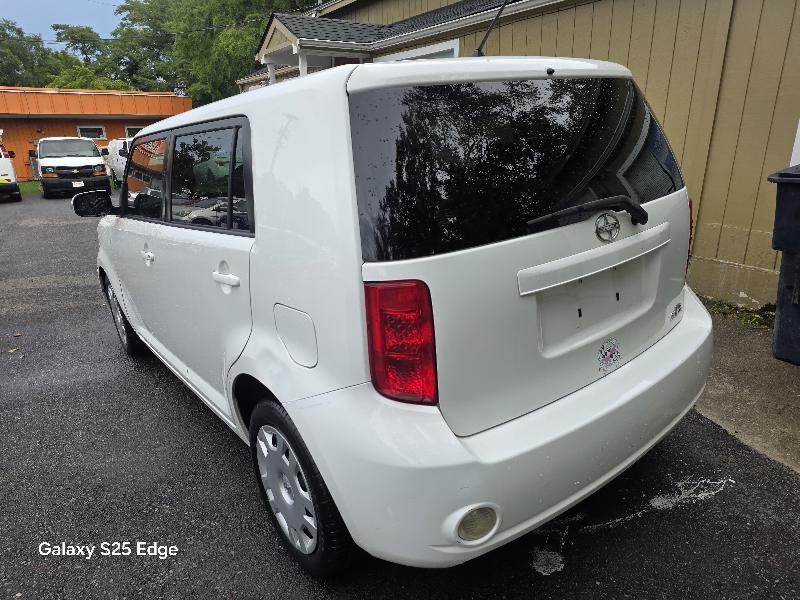 Scion xB Wagon 2008