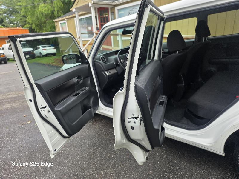 Scion xB Wagon 2008