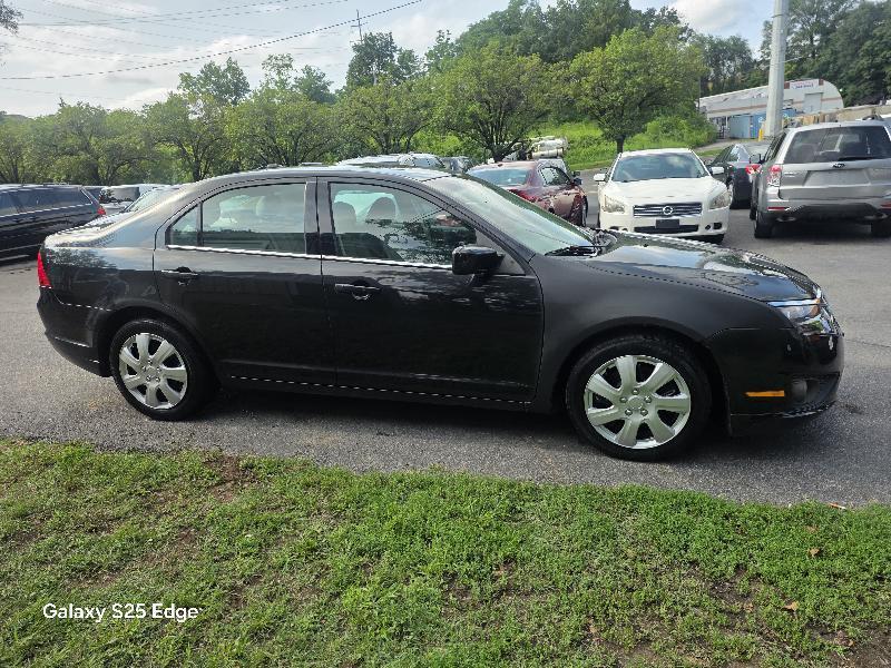 Ford Fusion I4 SE 2011