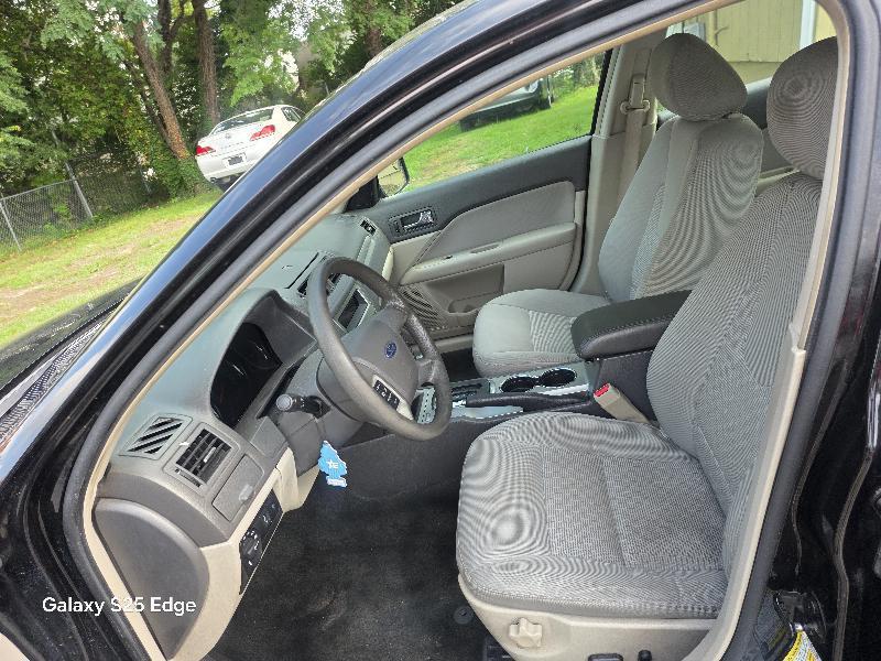 Ford Fusion I4 SE 2011