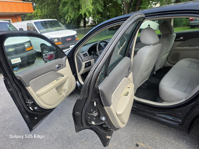 Ford Fusion I4 SE 2011