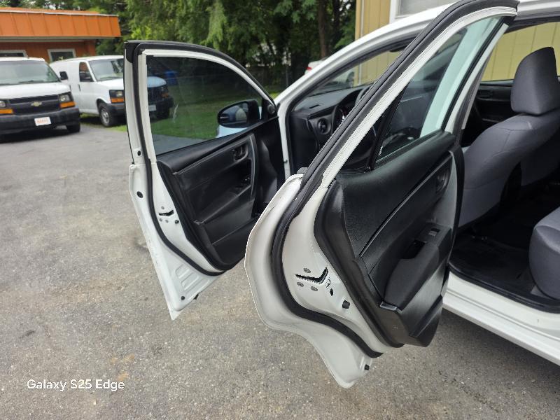 Toyota Corolla L CVT 2018