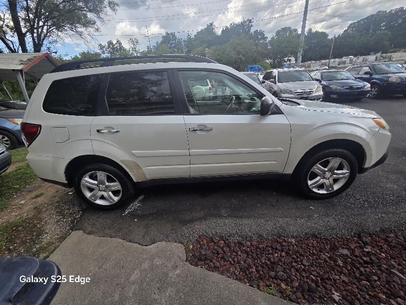 Subaru Forester 2.5X Limited 2010