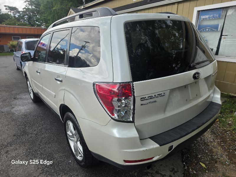 Subaru Forester 2.5X Limited 2010