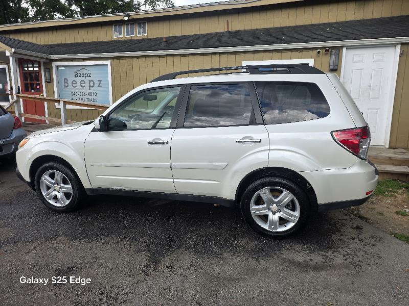 Subaru Forester 2.5X Limited 2010