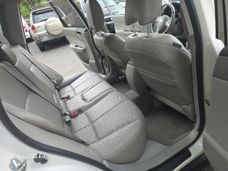 Subaru Forester 2.5X Limited 2010