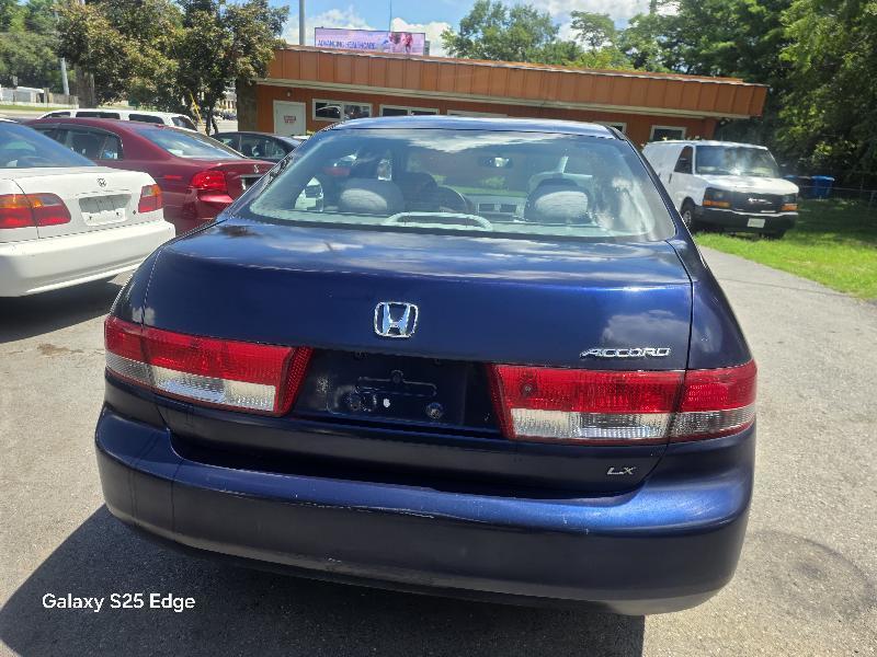 Honda Accord LX sedan AT 2003