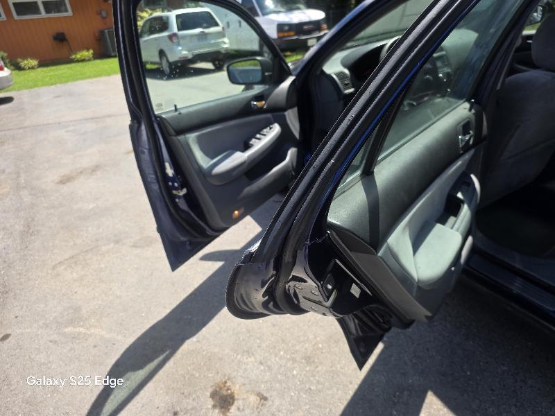 Honda Accord LX sedan AT 2003