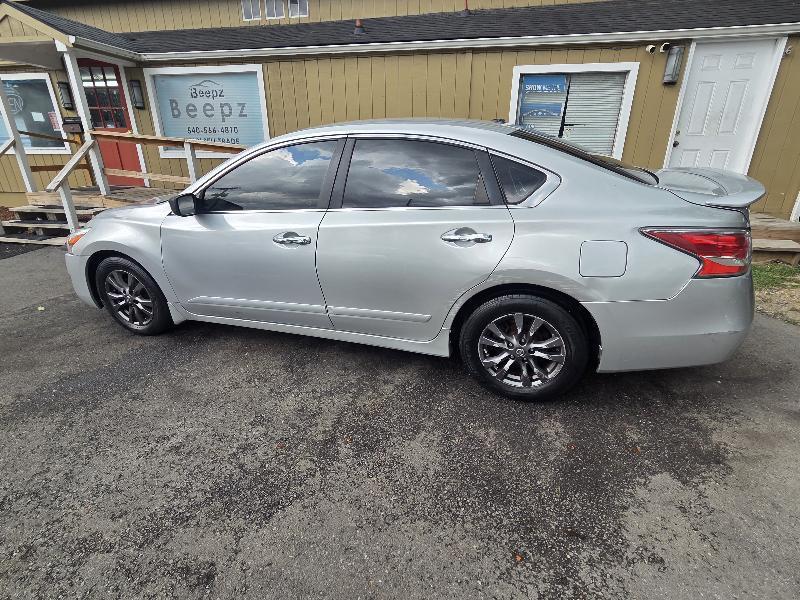 Nissan Altima 2.5 SV 2015