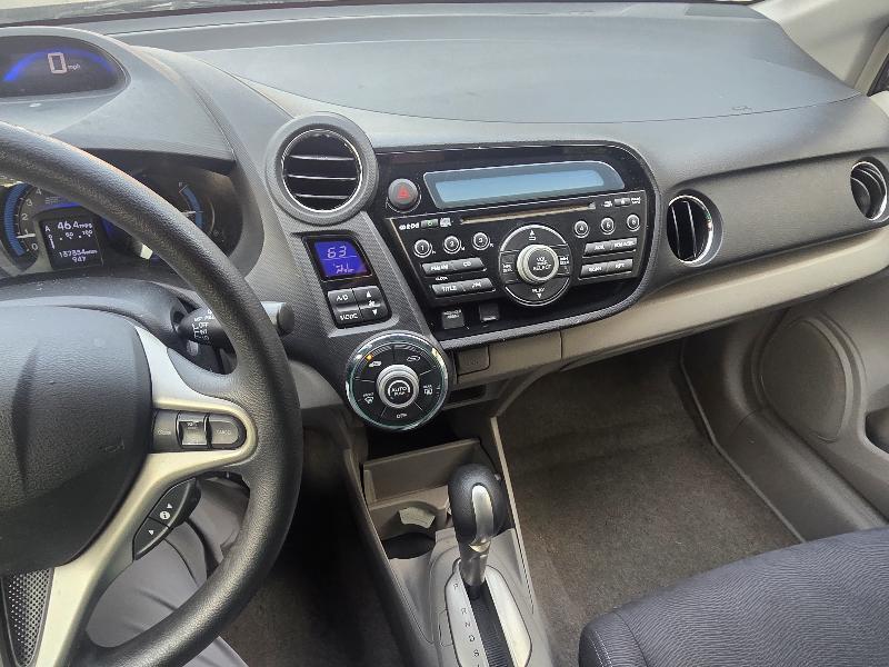 Honda Insight LX 2011