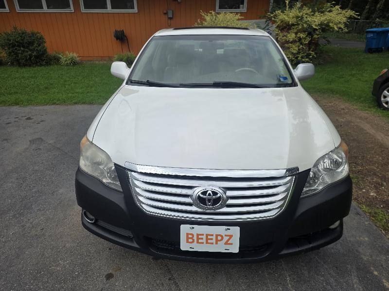 Toyota Avalon Limited 2010