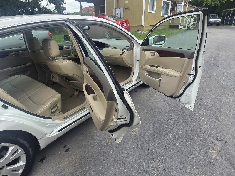 Toyota Avalon Limited 2010