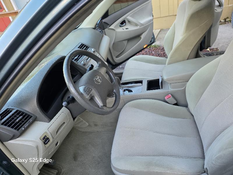 Toyota Camry 4dr Sdn LE Auto 2010