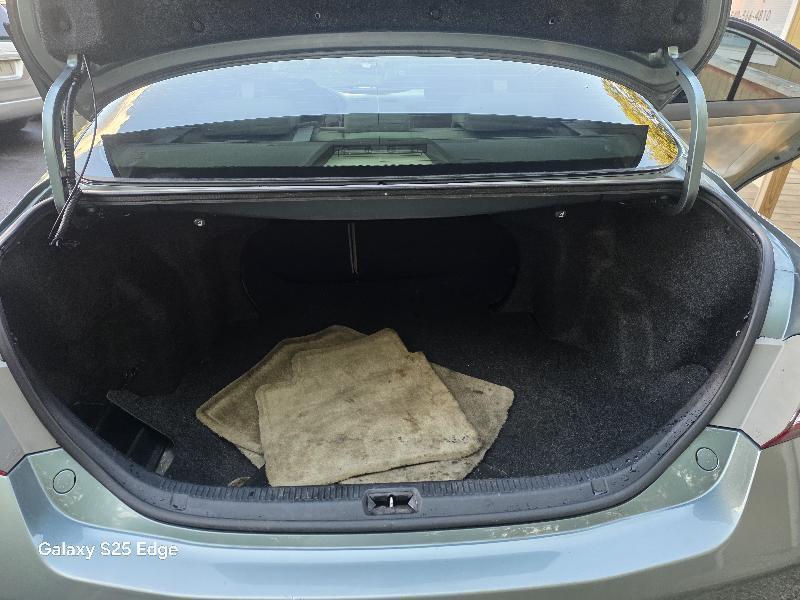 Toyota Camry 4dr Sdn LE Auto 2010
