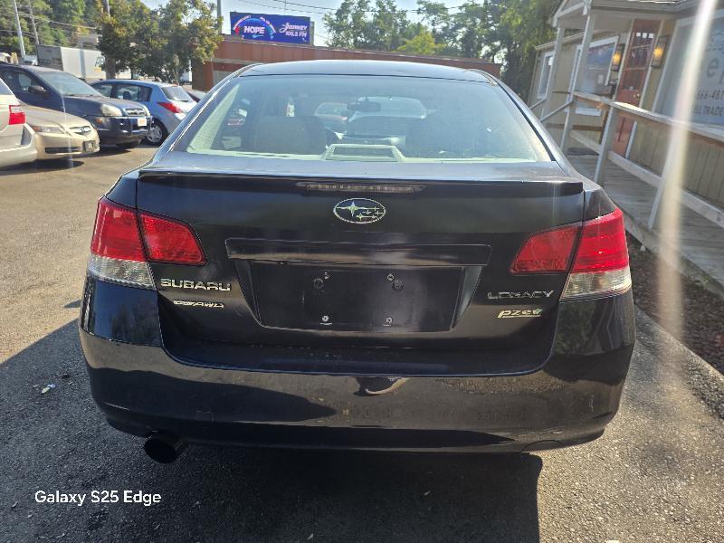 Subaru Legacy 2.5i 2013