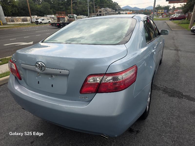 Toyota Camry LE V6 6-Spd AT 2009