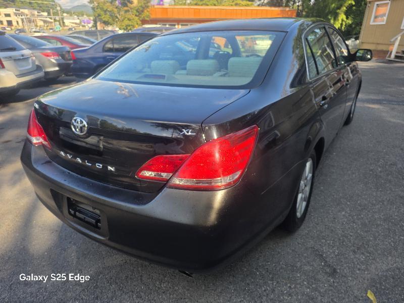 Toyota Avalon Limited 2007