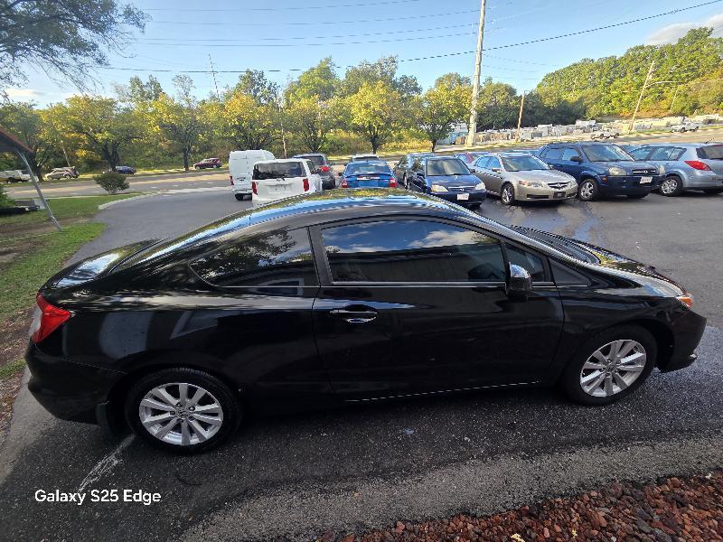 Honda Civic EX Coupe 5-Speed AT 2012