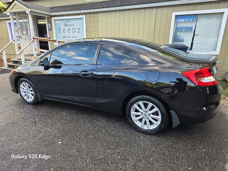 Honda Civic EX Coupe 5-Speed AT 2012