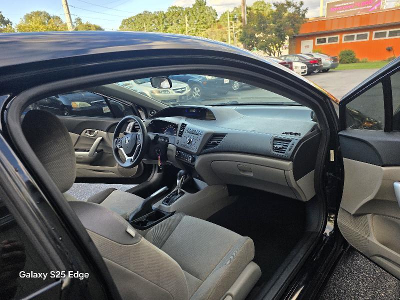 Honda Civic EX Coupe 5-Speed AT 2012