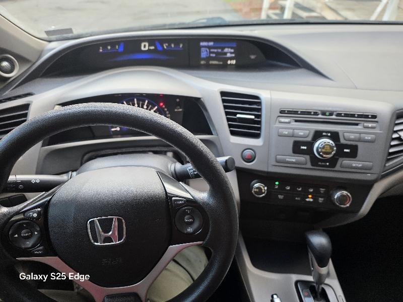 Honda Civic EX Coupe 5-Speed AT 2012