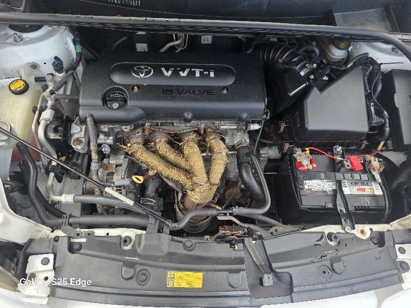 Scion xB 5-Door Wagon 5-Spd MT 2010