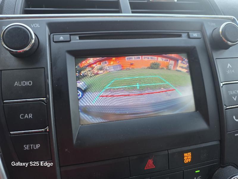 Toyota Camry 4dr Sdn LE Auto 2017