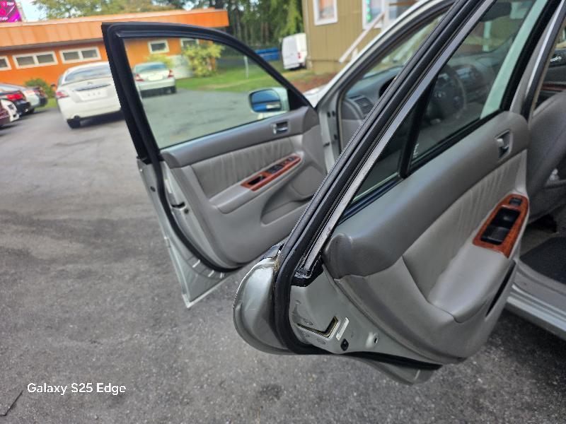 Toyota Camry XLE 2003