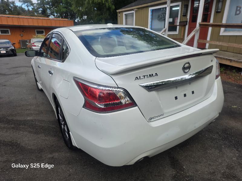 Nissan Altima 2.5 SV 2015