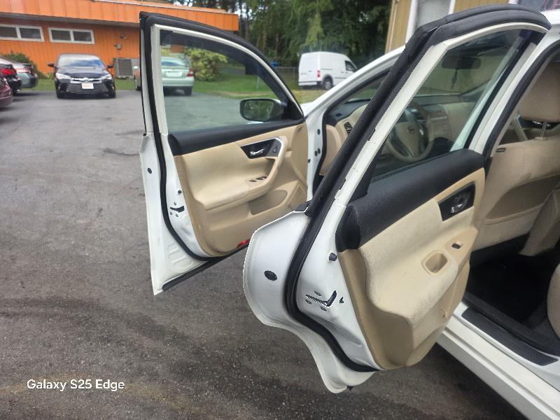 Nissan Altima 2.5 SV 2015