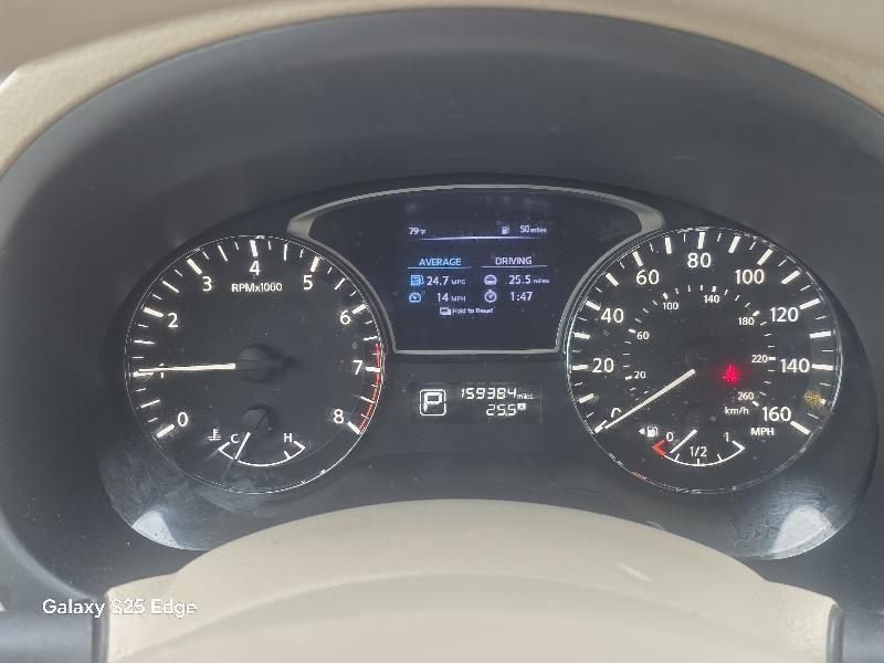 Nissan Altima 2.5 SV 2015