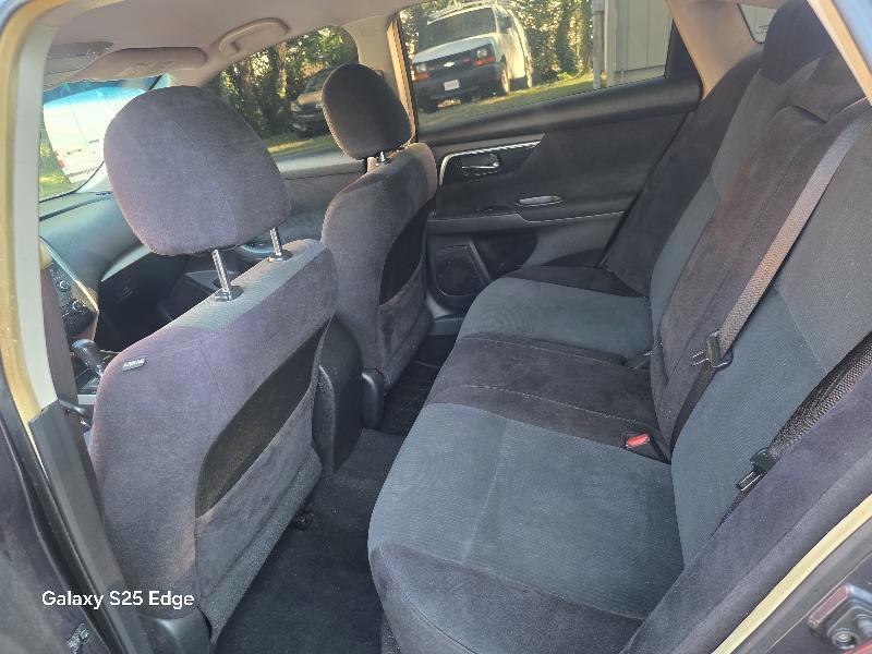 Nissan Altima 2.5 S 2013