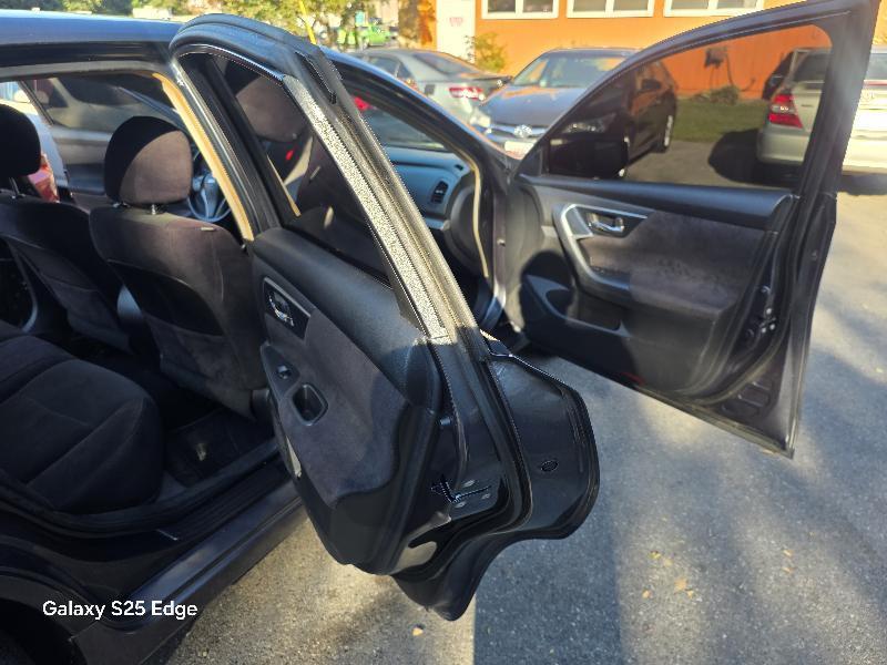 Nissan Altima 2.5 S 2013