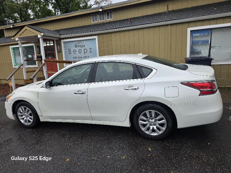Nissan Altima 2.5 S 2015