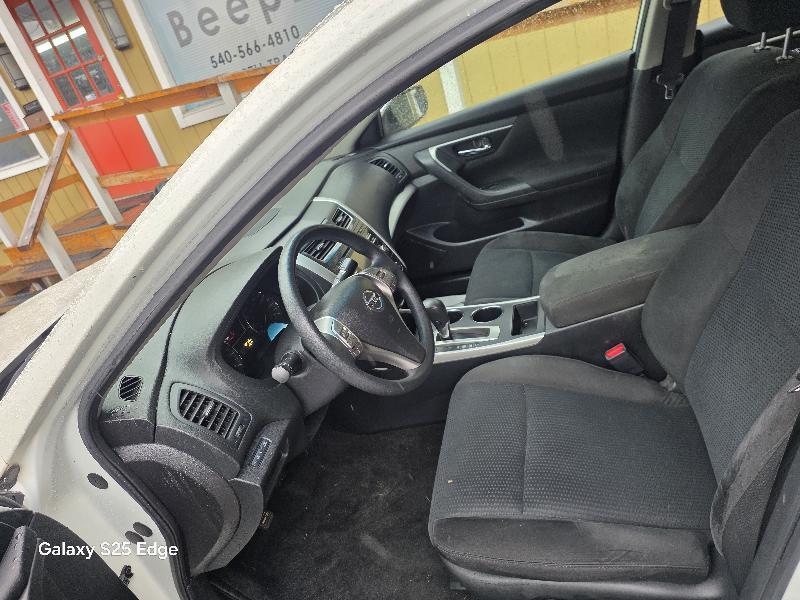 Nissan Altima 2.5 S 2015